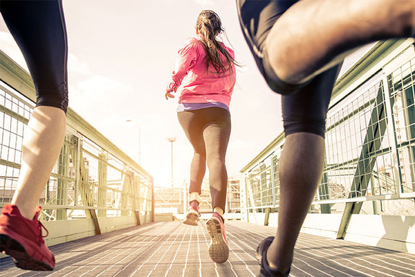 Caminar y correr ¿Sabes cómo benefician a tu cuerpo y mente?